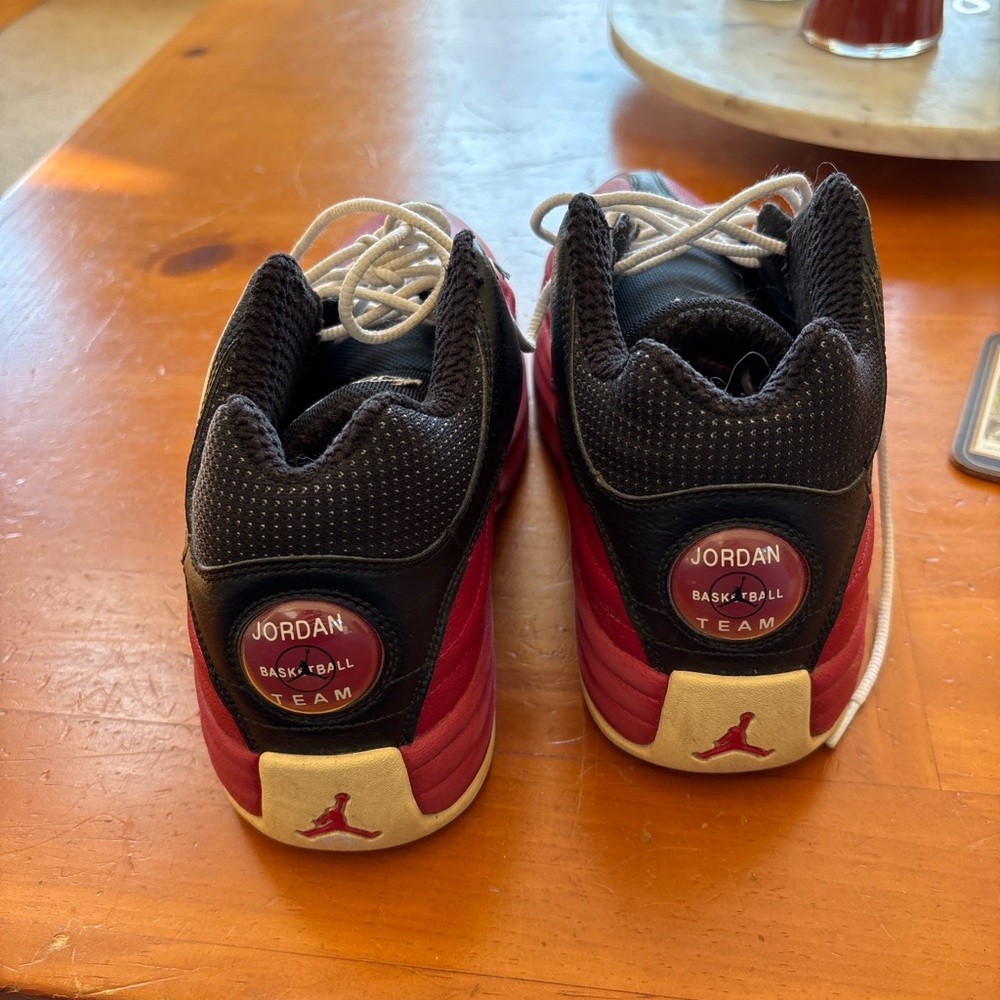 Jordan Men's Red and Black Sneakers with White Accents - Picture 5 of 8
